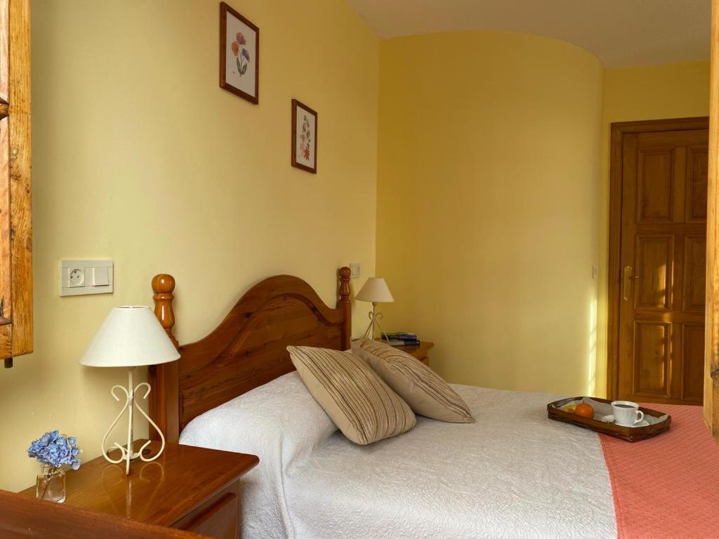 Ahio San Martin, Apartamentos Rurales Casa De La Villa San Martin de Oscos Exterior foto